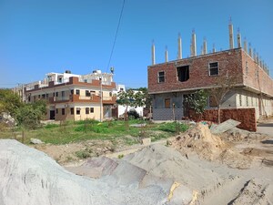  Plot For Sale in Knowledge Park Ii Greater Noida