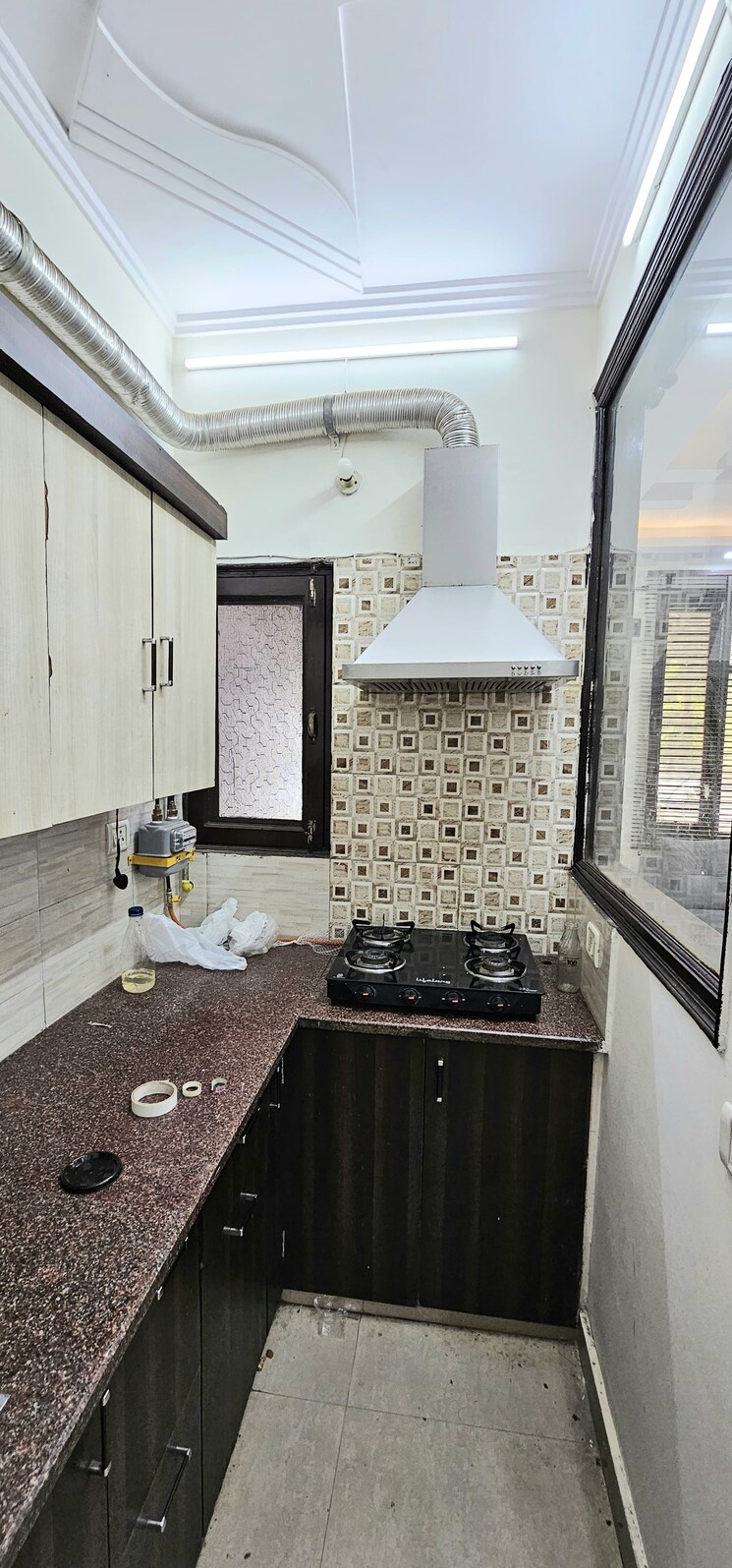 Kitchen, sector 14 dwarka 2 Bedroom 115 Sq.Yd. Apartment In Sector 14 Dwarka Delhi 8967573