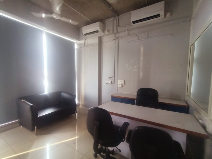 Team Area, bodakdev Commercial Office Space in IT/SEZ 2242 Sq.Ft. In Bodakdev Ahmedabad 8976452