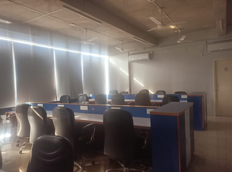 Team Area, bodakdev Commercial Office Space in IT/SEZ 2242 Sq.Ft. In Bodakdev Ahmedabad 8976452