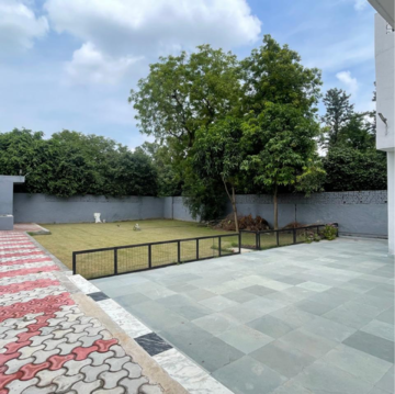 Swimming Pool in 4 BHK Villa at Bijwasan – for Rent