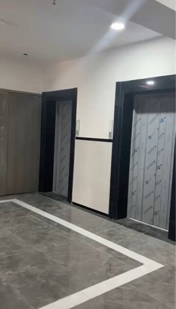 Lift in 1 BHK Apartment at 232 Dhuleva, Girgaon – for Rent
