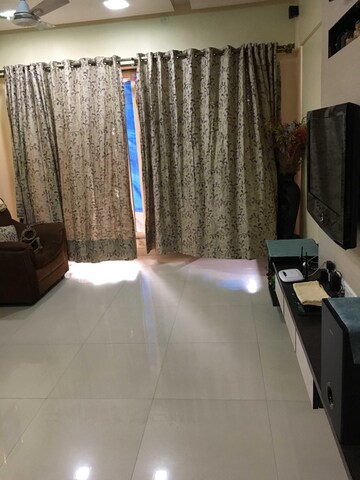 Team Area in 2 BHK Apartment at Ekveera Avenue, Borivali West – for Rent