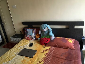 Furnished Amenities in 2 BHK Apartment at Ekveera Avenue, Borivali West – for Rent