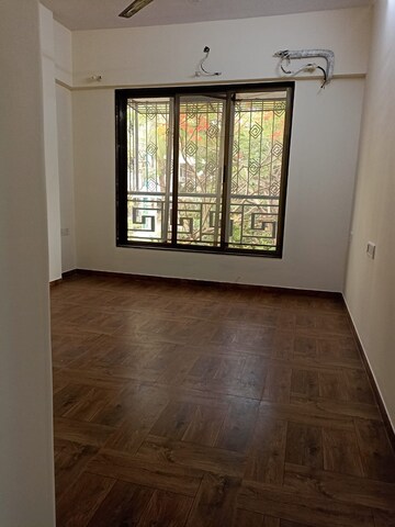 Room in 2 BHK Apartment at Sumit Sun Sumit, Borivali West – for Sale