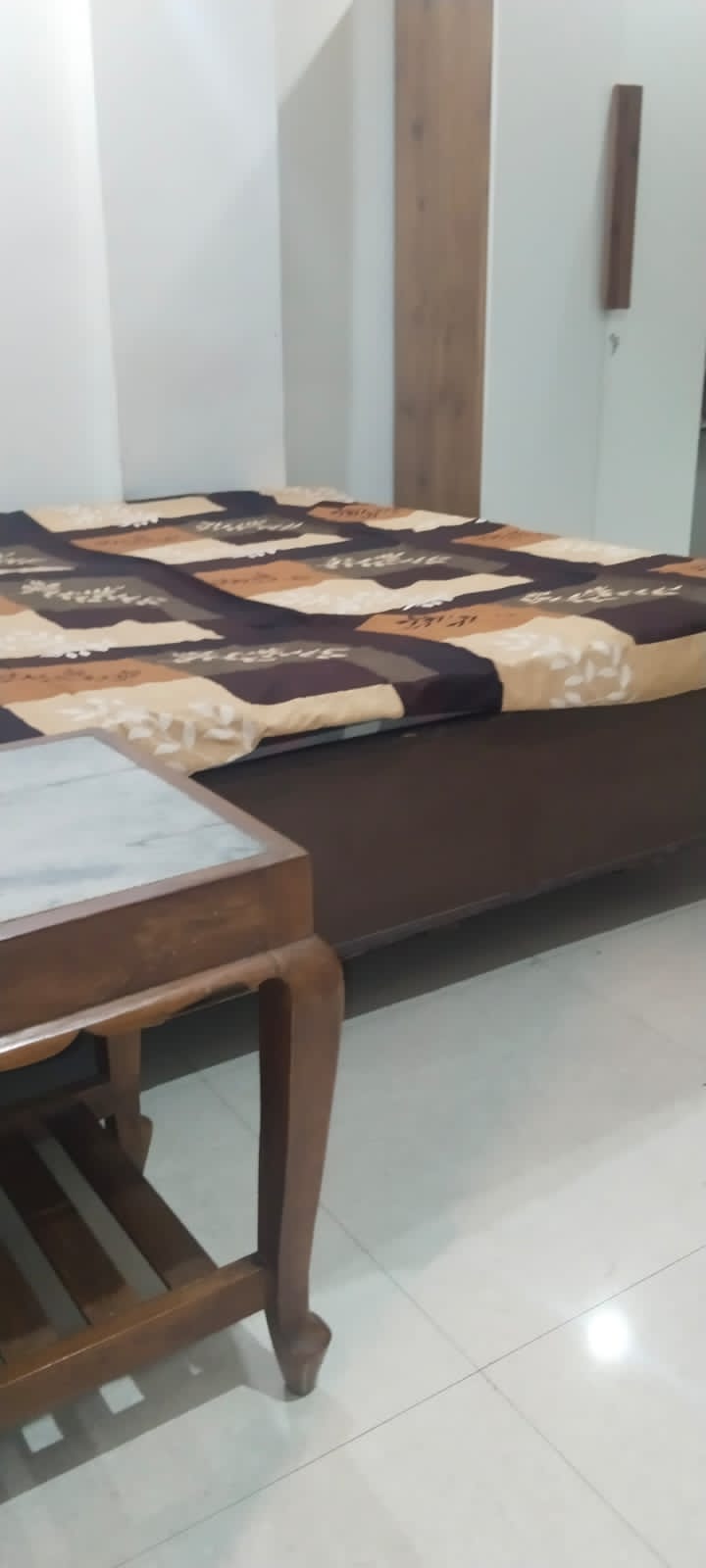1 BHK + Pooja Room Builder Floor For Rent in Dlf City PhasE-1