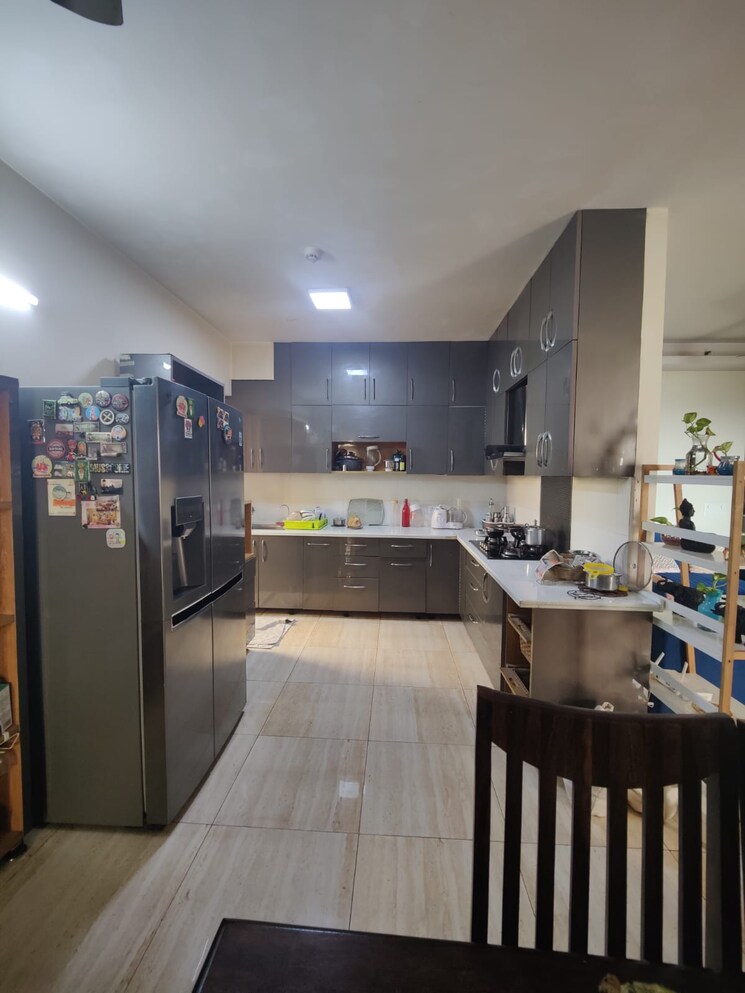 Kitchen, landcraft-golf-links 3 Bedroom 2000 Sq.Ft. Apartment In Pandav Nagar Ghaziabad 8976537