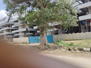 Swimming Pool in  Shop at SKA Arcadia, Wave City – for Sale