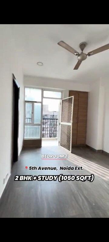 Room in 2.5 BHK Apartment at Gaur City 5th Avenue, Sector 4 Greater Noida – for Sale