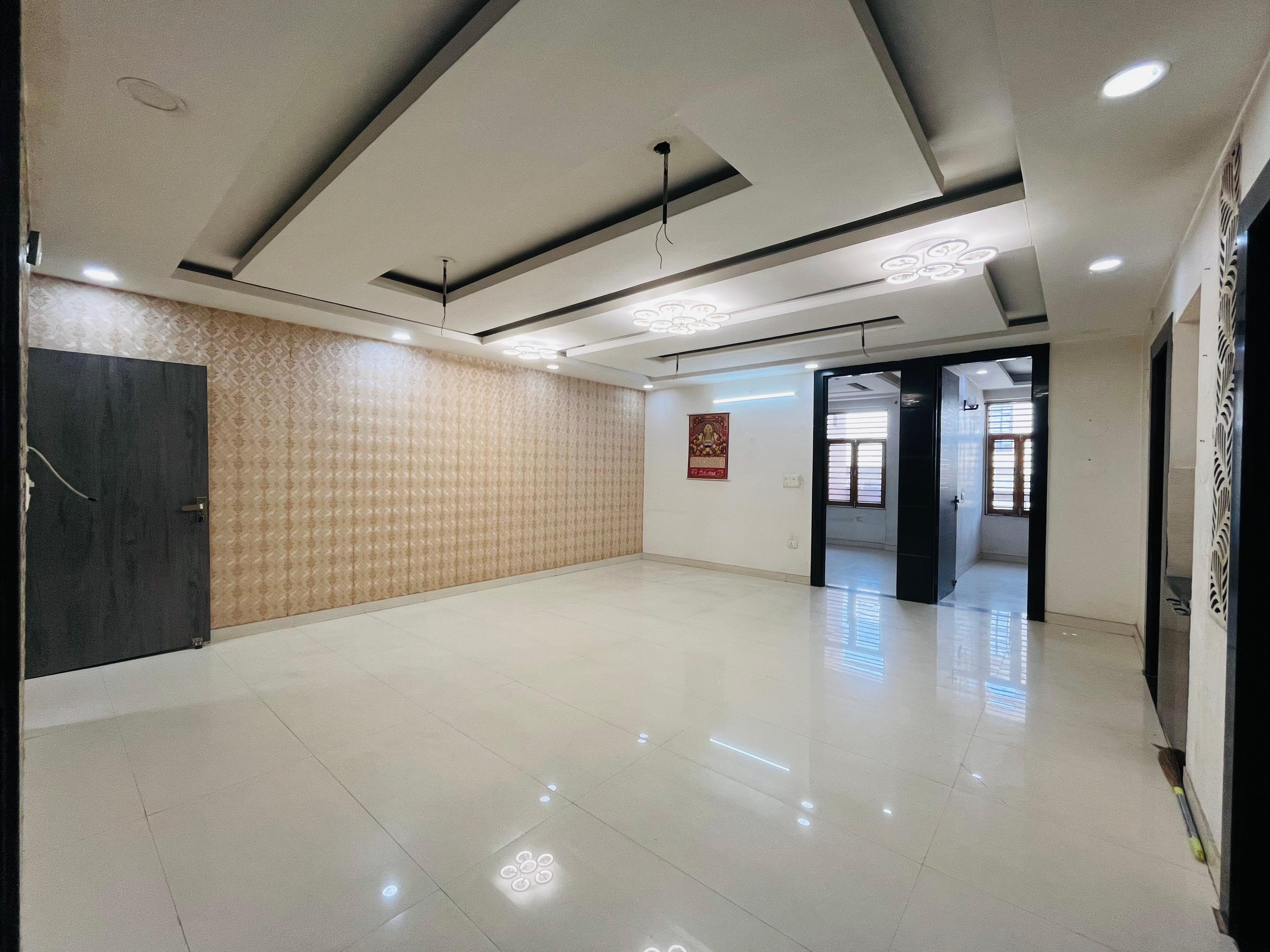 3 BHK + Extra Room 1645 Sq.Ft. Apartment in Aradhyam Spa City