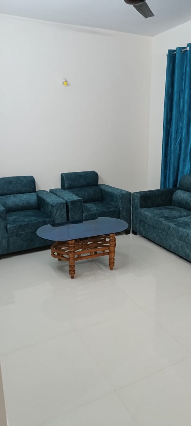 Living Room, hoodi 1 Bedroom 600 Sq.Ft. Apartment In Hoodi Bangalore 8976569