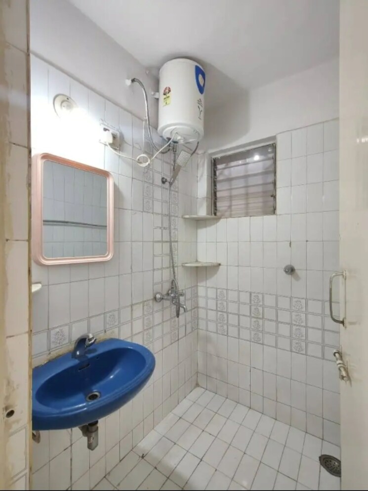 Bathroom, hermes-heritage-homes 1 Bedroom 550 Sq.Ft. Apartment In Shastrinagar Pune 8976620