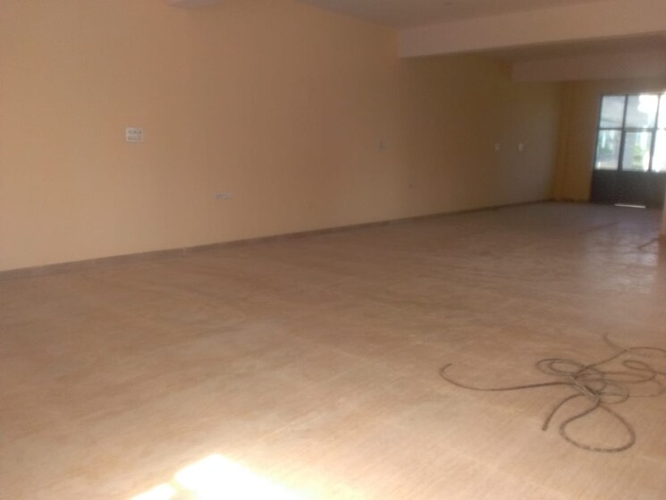 Room, sector 63 Commercial Industrial Plot 17500 Sq.Ft. In Sector 63 Noida 8976621