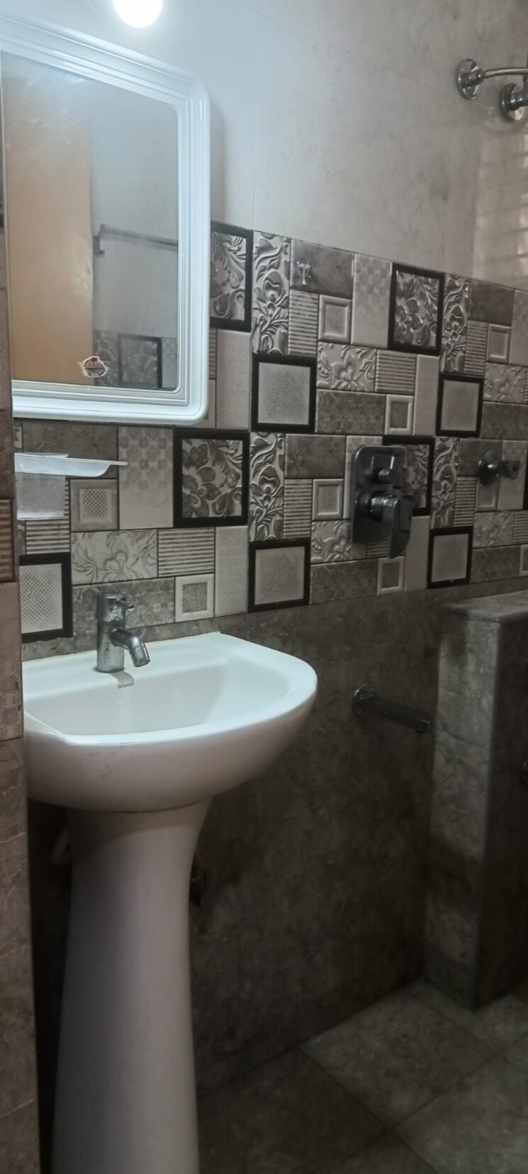 Bathroom, nagavara 2 Bedroom 1200 Sq.Ft. Apartment In Nagavara Bangalore 8976643