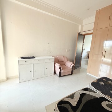 Living Room in 2.5 BHK Independent House at Sector 105 – for Rent