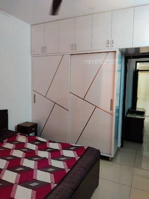 Furnished Amenities in 1 BHK Apartment at AVL 36 Gurgaon, Sector 36 – for Sale
