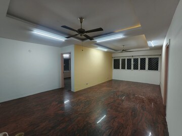 3 BHK Apartment For Rent in Suryamukhi Garden Apartment, Vittal Mallya Road