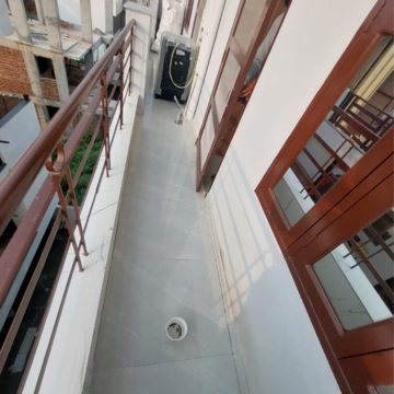 Balcony in 2.5 BHK Builder Floor at Sector 23 – for Rent