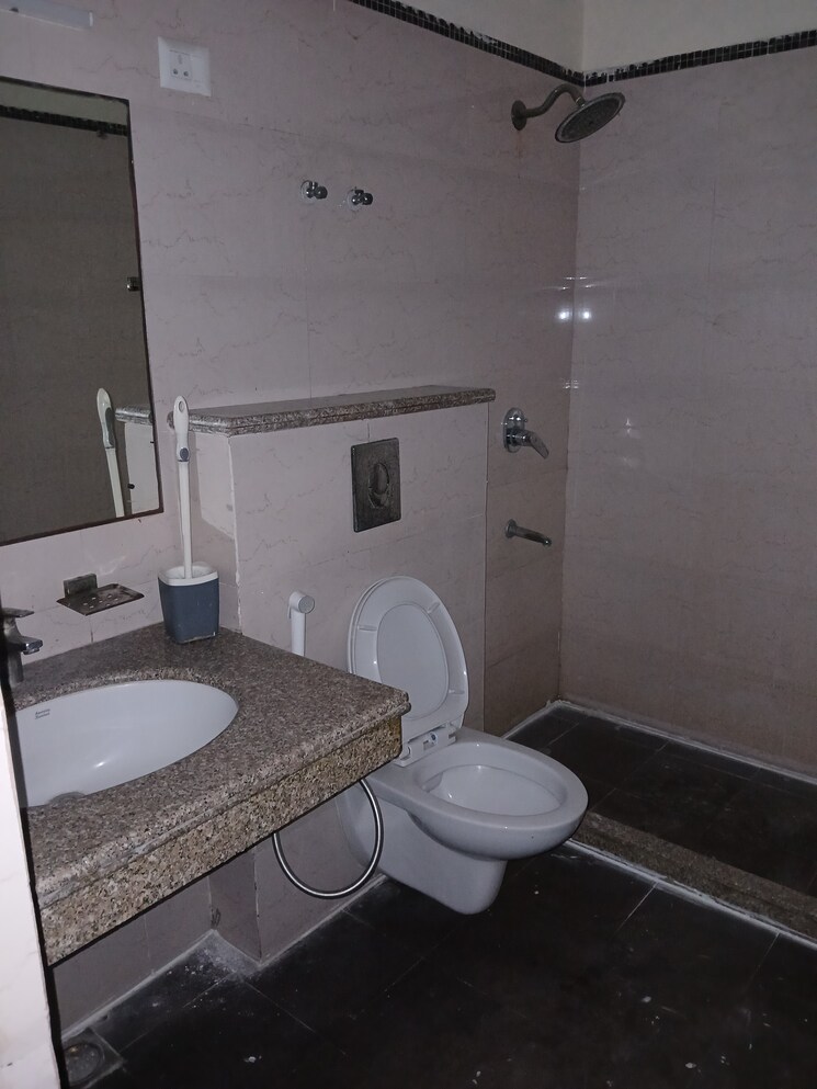 Bathroom, dasnac-the-jewel 3 Bedroom 1660 Sq.Ft. Apartment In Sector 75 Noida 8976725