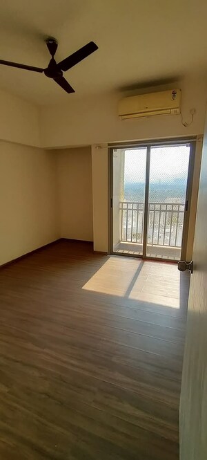 Room in 2 BHK Apartment at Lodha Casa Bella Gold, Dombivli East – for Sale