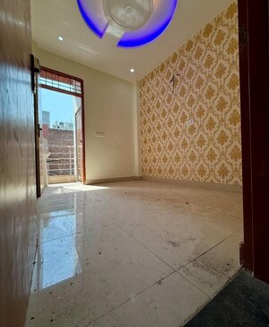 3 BHK Builder Floor For Sale in Sector 33