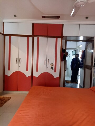 Building Lobby in 4 BHK Villa at Prithvi Palace, Dahisar West – for Sale