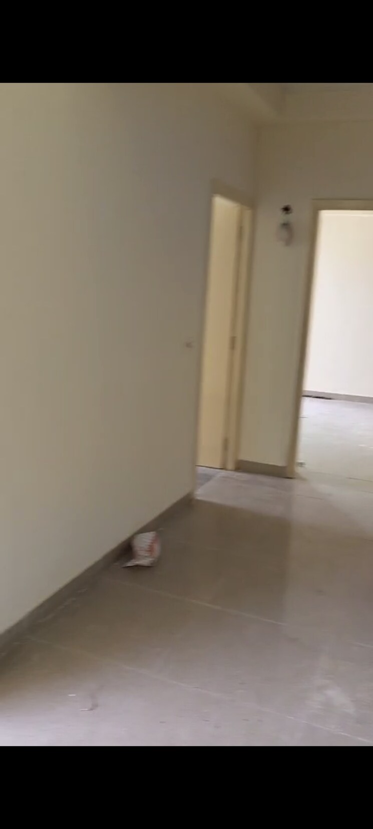 Room, gaur-city-2-16th-avenue 3.5 Bedroom 1500 Sq.Ft. Apartment In Sector 16c Greater Noida Greater Noida 8976779