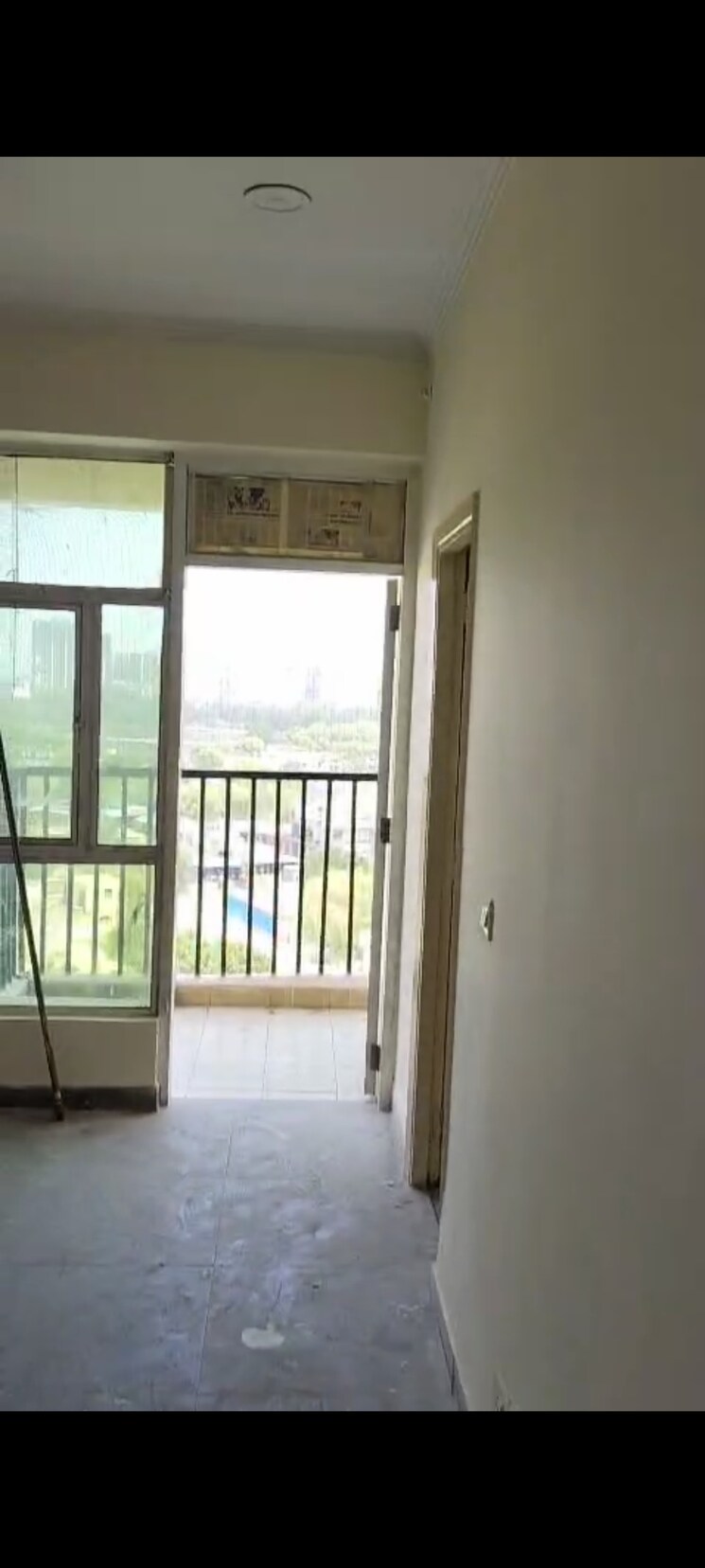 Room, gaur-city-2-16th-avenue 3.5 Bedroom 1500 Sq.Ft. Apartment In Sector 16c Greater Noida Greater Noida 8976779