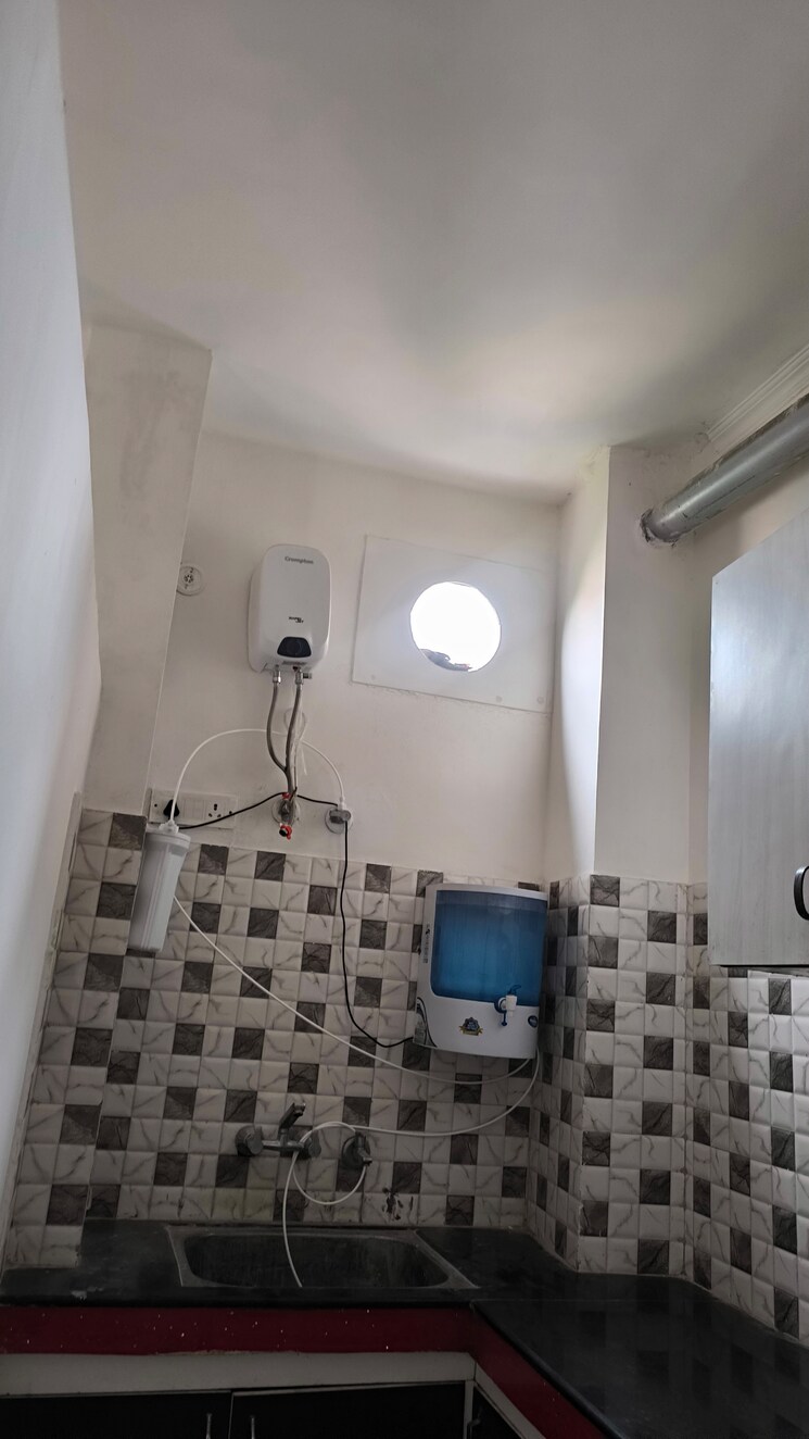 Bathroom, sushant-lok-3 1 Bedroom 75 Sq.Yd. Builder Floor In Sector 57 Gurgaon 8976783