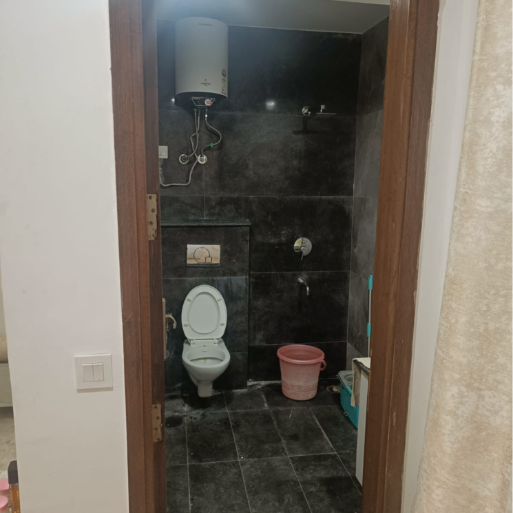 Attached Bathroom, freedom fighters enclave 3 Bedroom 2000 Sq.Ft. Apartment In Freedom Fighters Enclave Delhi 8976772