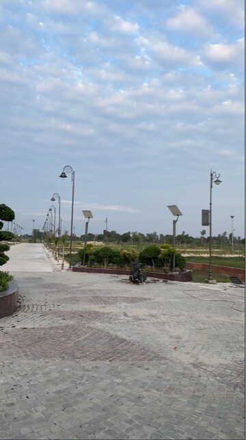  Plot For Sale in Kisan Path