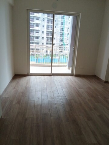 Room in 2 BHK Apartment at Ashiana Anmol Phase 2, Sohna Sector 33 – for Rent