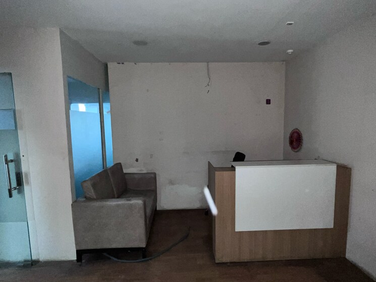 Common Area, sector 2 Commercial Office Space 2800 Sq.Ft. In Sector 2 Noida 8976845