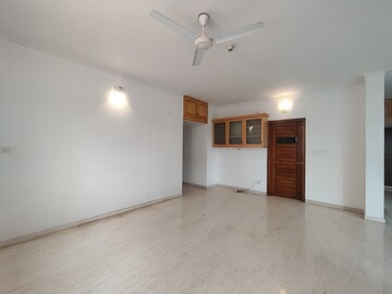 Room in 3 BHK Apartment at Bearys Lakeside Habitat, Sahakara Nagar – for Rent