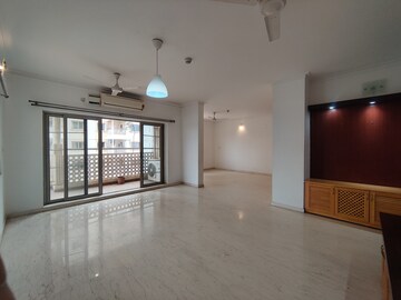 Room in 3 BHK Apartment at Bearys Lakeside Habitat, Sahakara Nagar – for Rent