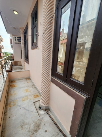 Kitchen in 1 BHK Builder Floor at Chattarpur – for Rent