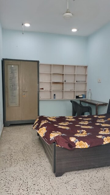 Bedroom in 1 RK Villa at Jivraj Park – for Rent