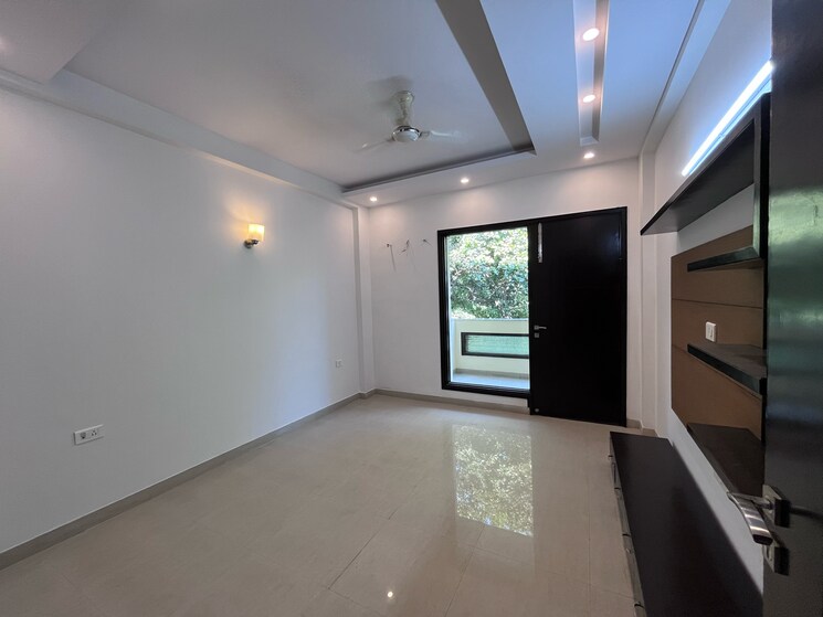 Room, sushant lok i 3.5 Bedroom 2708 Sq.Ft. Builder Floor In Sushant Lok I Gurgaon 8977019