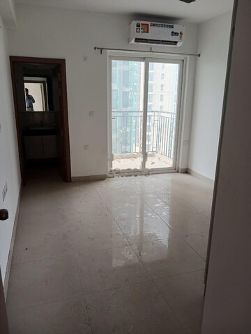 Room in 3 BHK Apartment at ATS Marigold, Sector 89a – for Rent