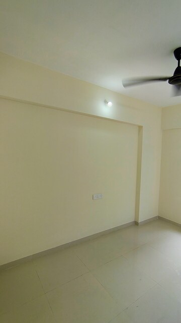 Room in 1 BHK Apartment at Satra Nexus, Jogeshwari East – for Rent