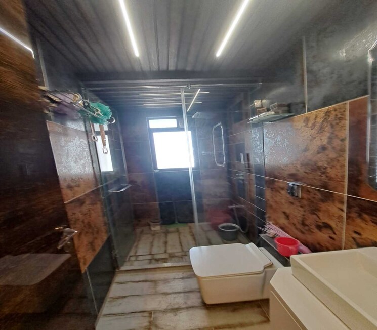 Bathroom, matunga east 3 Bedroom 1100 Sq.Ft. Apartment In Matunga East Mumbai 8977035