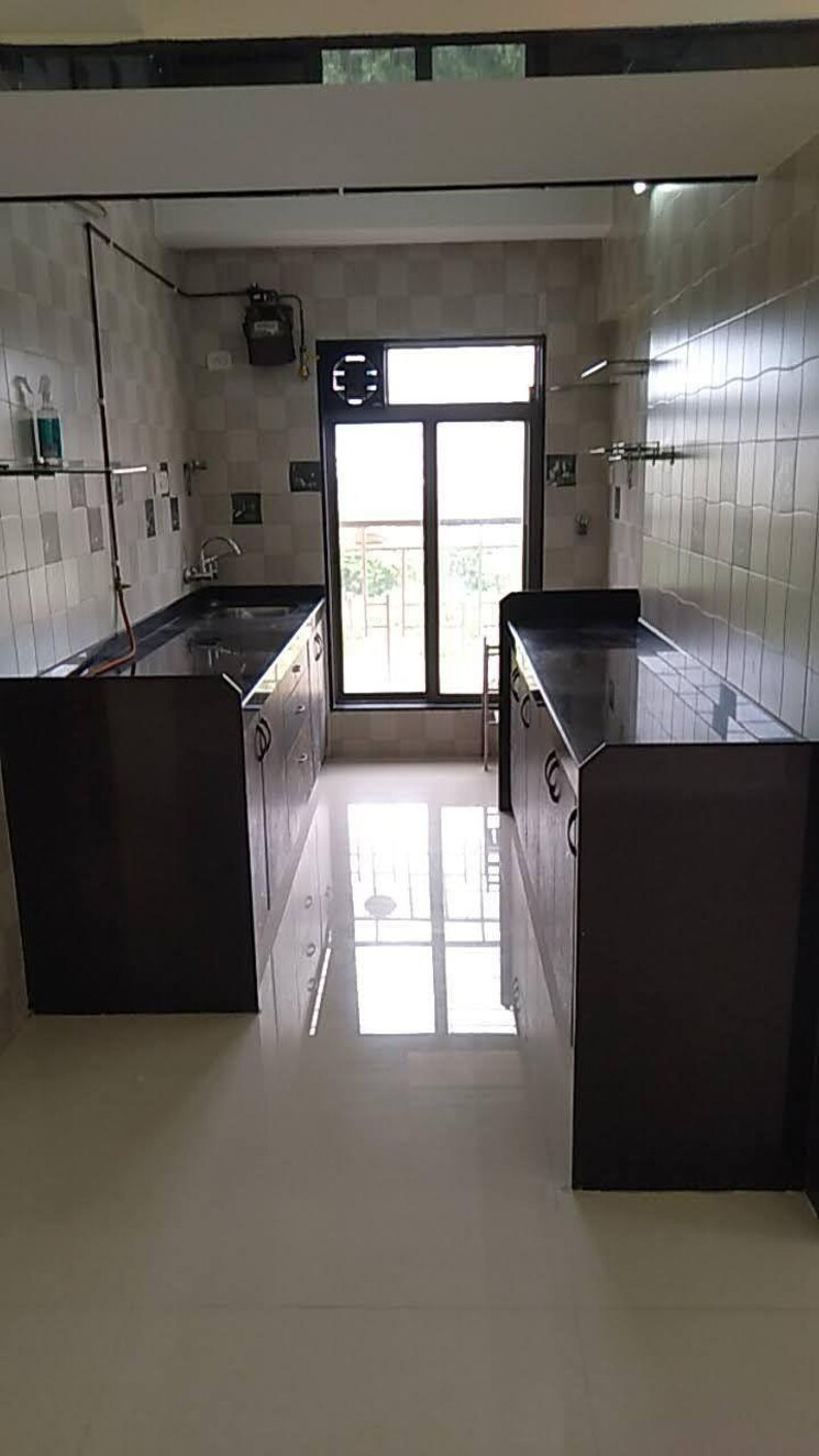 Kitchen, rna-ng-eclat 2 Bedroom 863 Sq.Ft. Apartment In Andheri West Mumbai 8977057