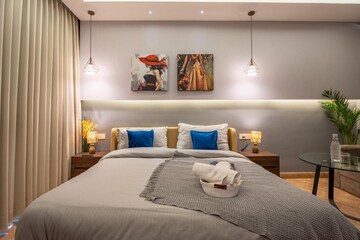 Bedroom in 4 BHK Builder Floor at Unitech South City 1, South City 1 – for Sale