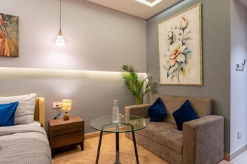 Living Room in 4 BHK Builder Floor at Unitech South City 1, South City 1 – for Sale