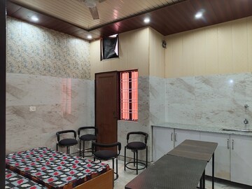 Bedroom in 2 BHK Builder Floor at Turner Road – for Sale