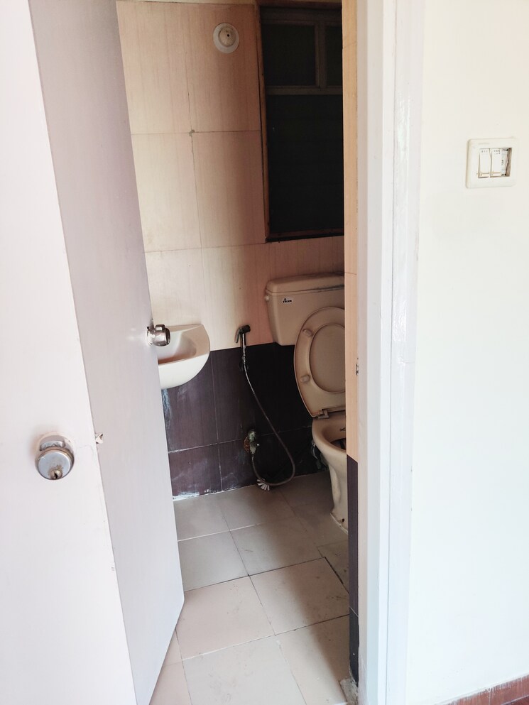 Bathroom, pentagon-fortune-east 1 Bedroom 565 Sq.Ft. Apartment In Kharadi Pune 8977081