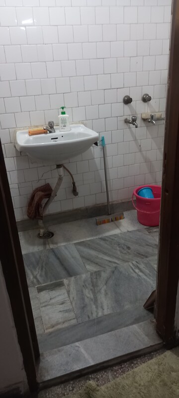 Attached Bathroom in 1 RK Apartment at Ip Extension – for Rent