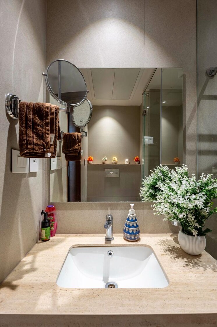 Bathroom, unitech-south-city-1 4 Bedroom 500 Sq.Yd. Builder Floor In South City 1 Gurgaon 8977087