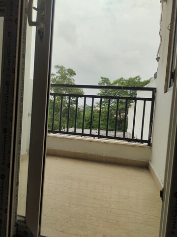 Balcony in 2 BHK Builder Floor at Lajpat Nagar 4 – for Rent