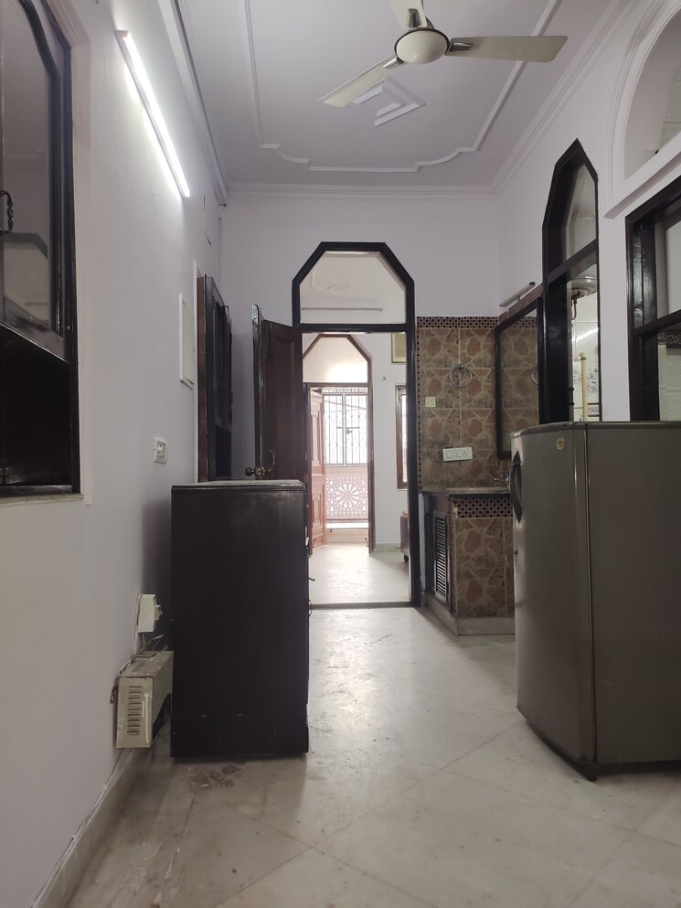 Kitchen, lajpat nagar 4 2 Bedroom 900 Sq.Ft. Builder Floor In Lajpat Nagar 4 Delhi 8977105